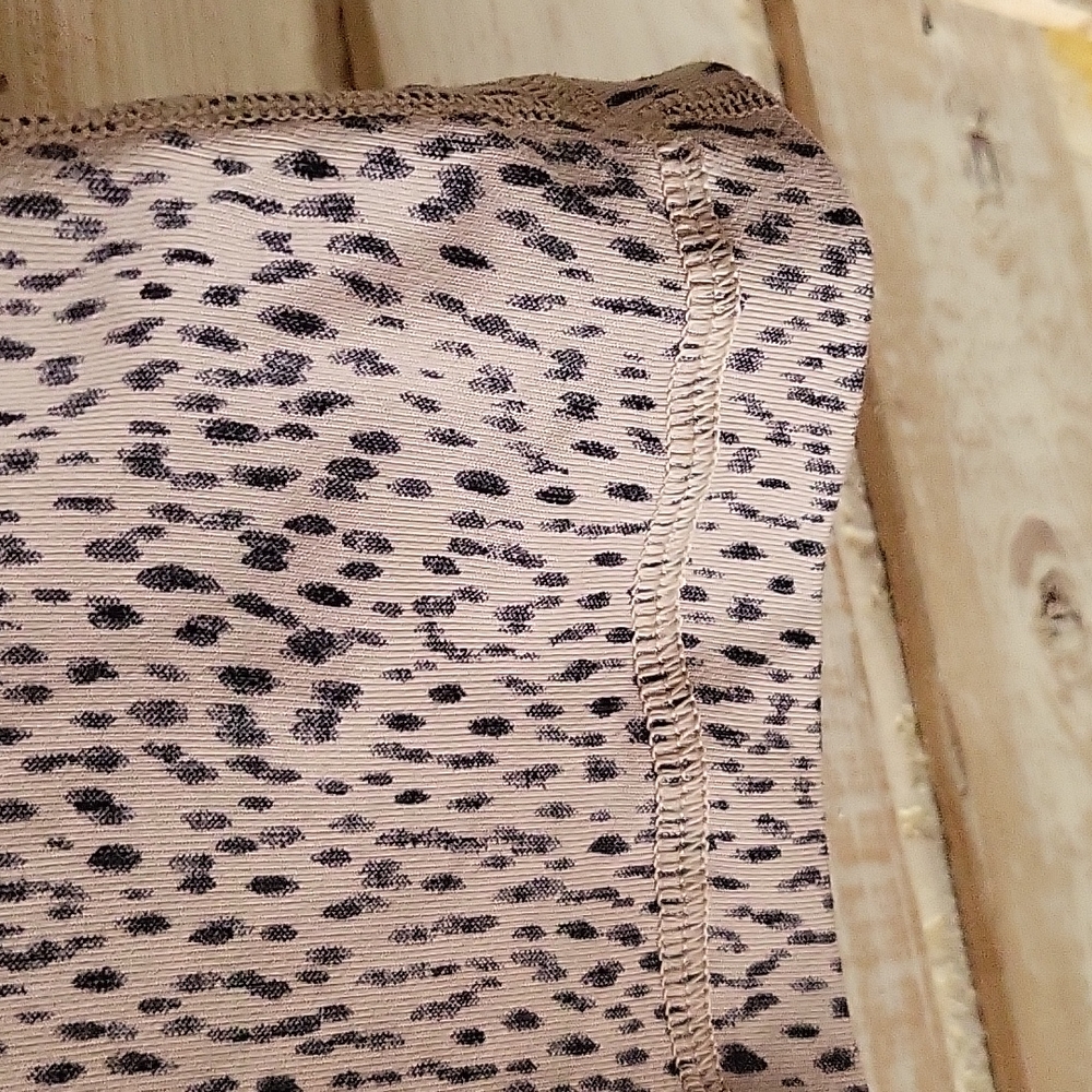 Euc Lululemon Exercise Tank - image 3